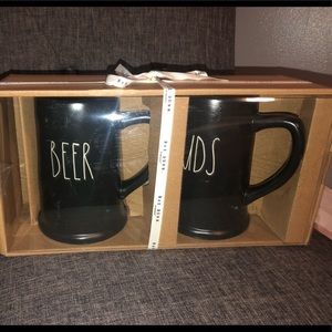 Rae Dunn mugs